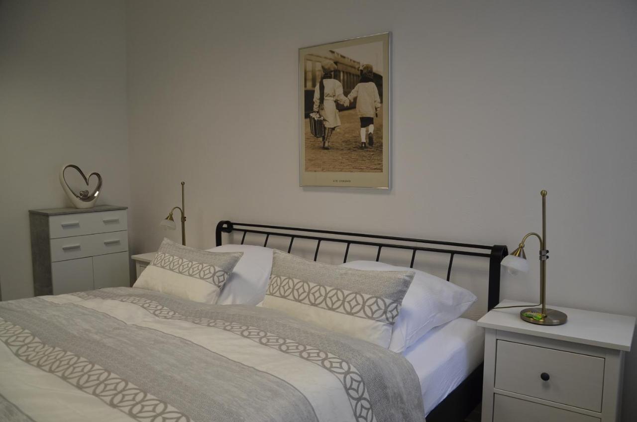 Apartment -zum Tresor- *